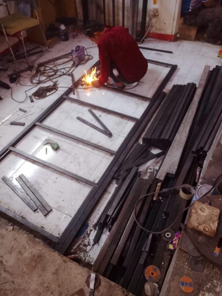 Proses Las Ranjang Besi Custom Pesantren